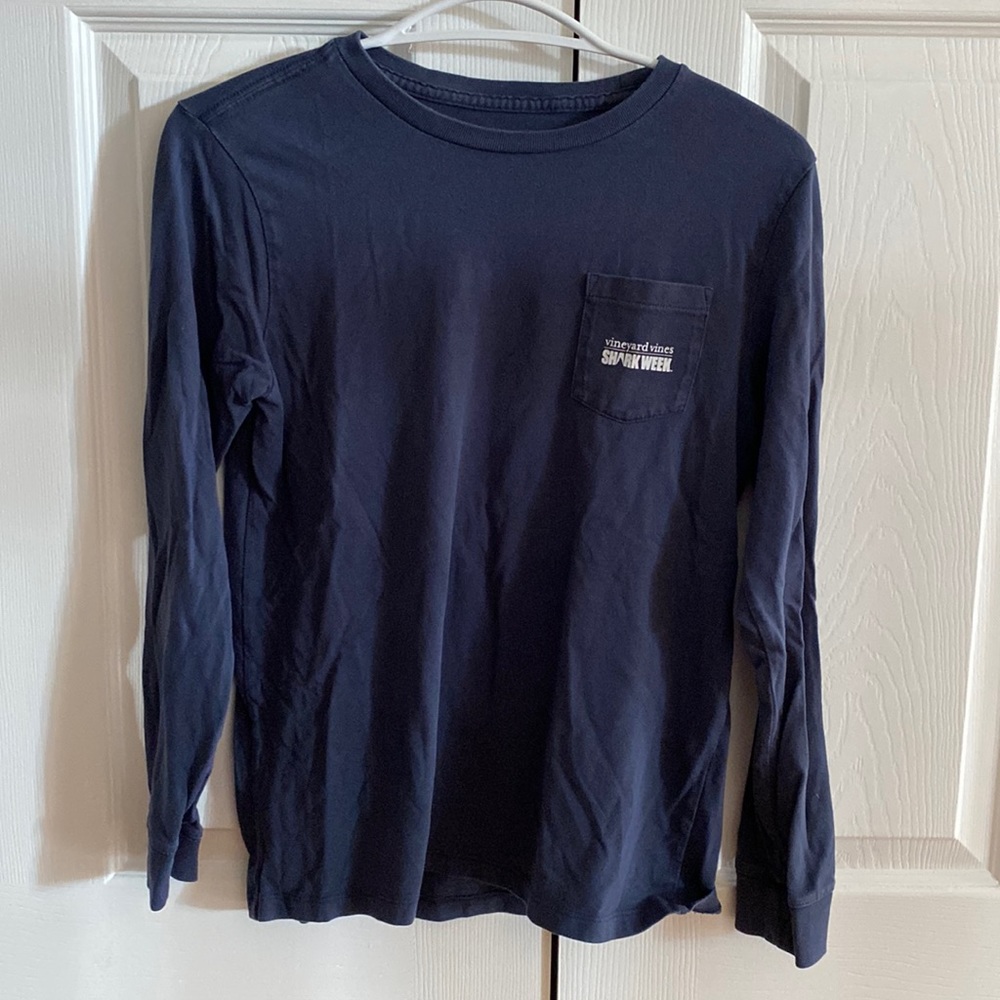 Vineyard Vines Shark Week Santa Tee